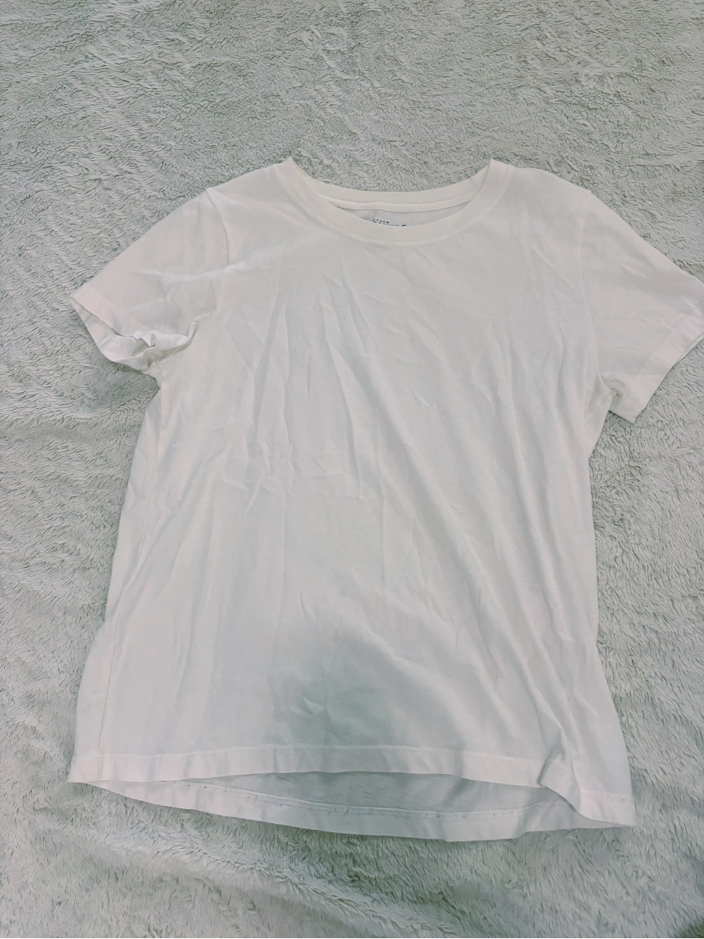White j.crew mercantile tee
